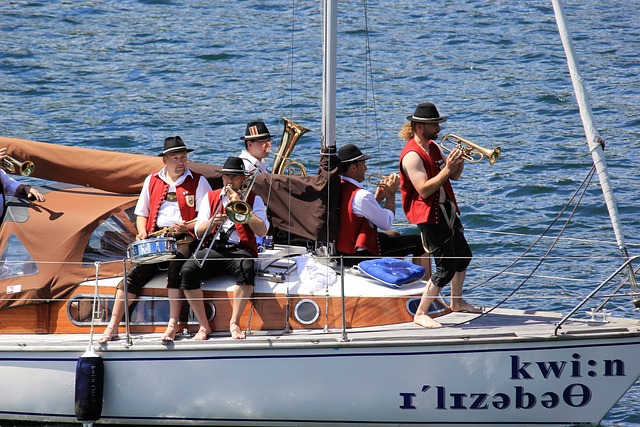 崔永熙登场4分钟贡献5分 2记高难进球点燃全场.